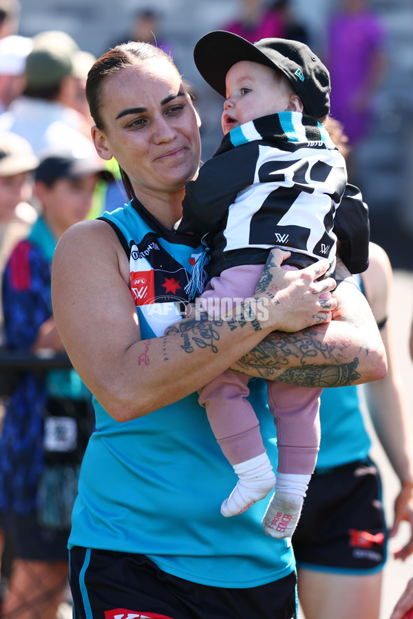 AFLW 2025 Round 07 - St Kilda v Port Adelaide - A-63189416