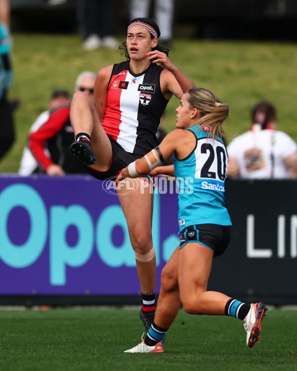 AFLW 2025 Round 07 - St Kilda v Port Adelaide - A-63190590