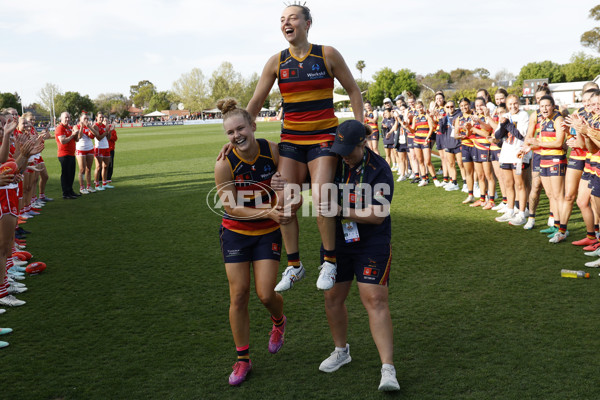 AFLW 2025 Round 07 - Adelaide v Sydney - A-63190635