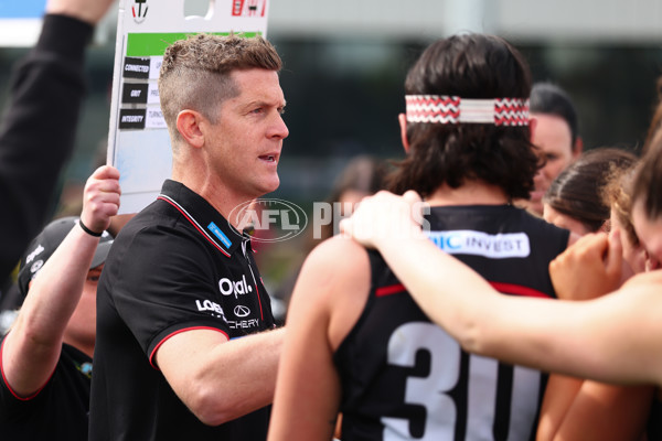AFLW 2025 Round 07 - St Kilda v Port Adelaide - A-63192086