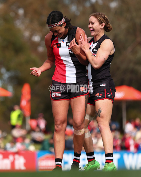 AFLW 2025 Round 07 - St Kilda v Port Adelaide - A-63192142