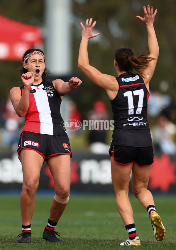 AFLW 2025 Round 07 - St Kilda v Port Adelaide - A-63193210