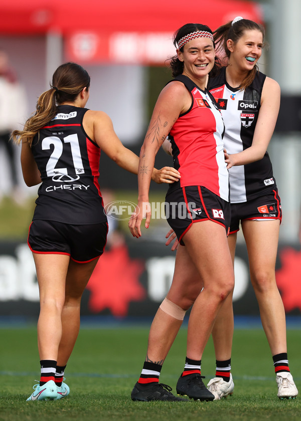 AFLW 2025 Round 07 - St Kilda v Port Adelaide - A-63193211