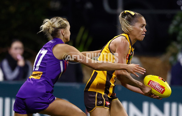 AFLW 2025 Round 08 - Hawthorn v Fremantle - A-63324138