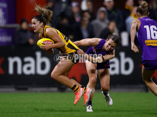 AFLW 2025 Round 08 - Hawthorn v Fremantle - A-63326223