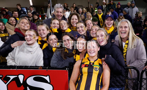 AFLW 2025 Round 08 - Hawthorn v Fremantle - A-63327554