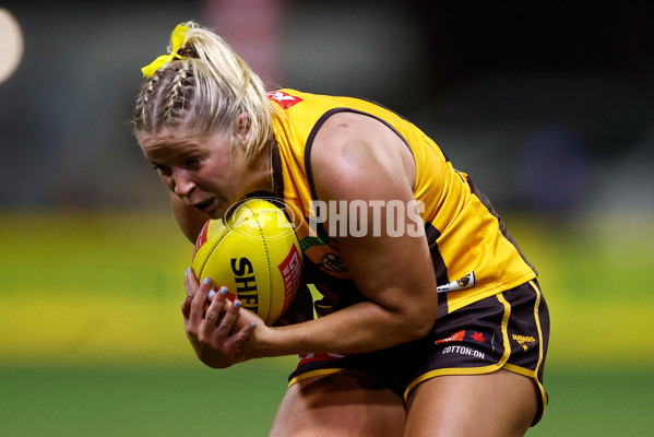 AFLW 2025 Round 08 - Hawthorn v Fremantle - A-63328645