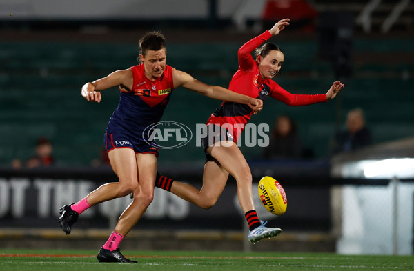 AFLW 2025 Round 08 - Melbourne v Essendon - A-63336235