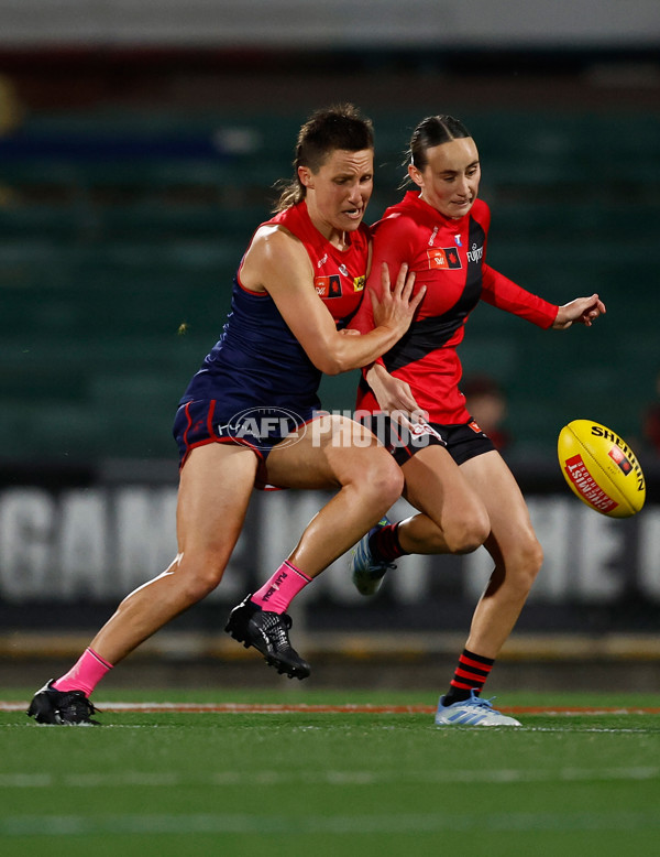 AFLW 2025 Round 08 - Melbourne v Essendon - A-63336239