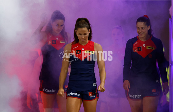 AFLW 2025 Round 08 - Melbourne v Essendon - A-63336242