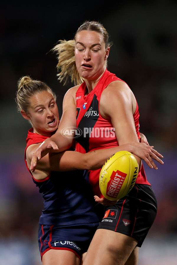 AFLW 2025 Round 08 - Melbourne v Essendon - A-63336267