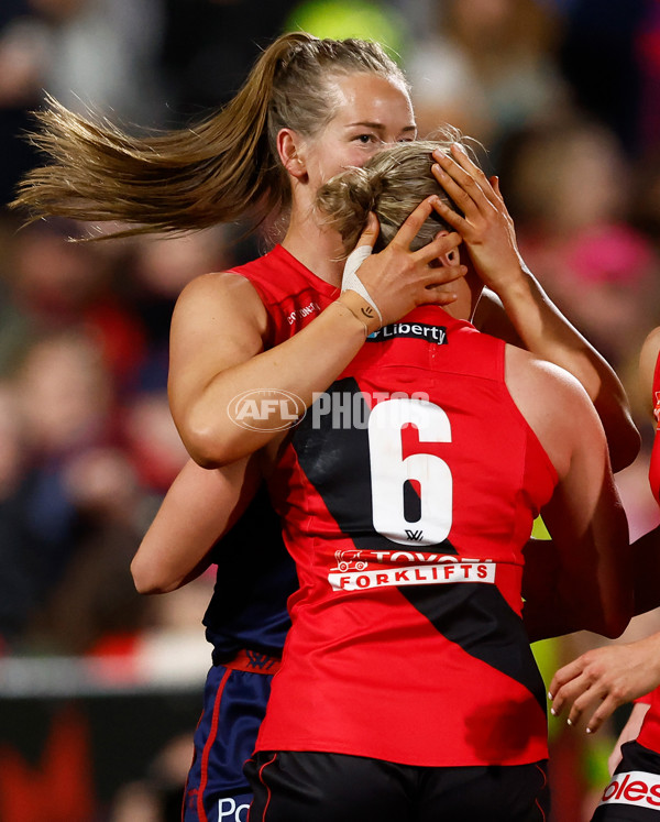 AFLW 2025 Round 08 - Melbourne v Essendon - A-63336273