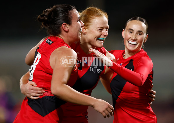 AFLW 2025 Round 08 - Melbourne v Essendon - A-63336762