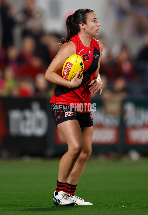 AFLW 2025 Round 08 - Melbourne v Essendon - A-63338951