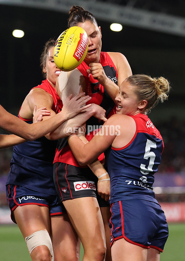 AFLW 2025 Round 08 - Melbourne v Essendon - A-63338986