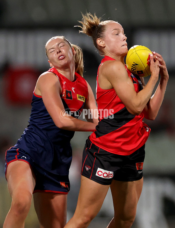 AFLW 2025 Round 08 - Melbourne v Essendon - A-63338987