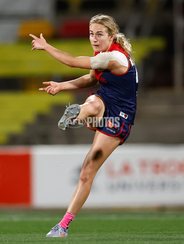 AFLW 2025 Round 08 - Melbourne v Essendon - A-63339381