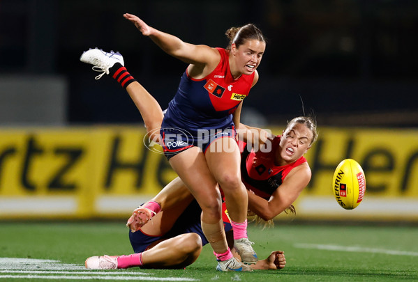 AFLW 2025 Round 08 - Melbourne v Essendon - A-63339395