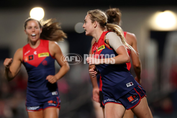 AFLW 2025 Round 08 - Melbourne v Essendon - A-63341756