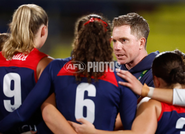 AFLW 2025 Round 08 - Melbourne v Essendon - A-63341759