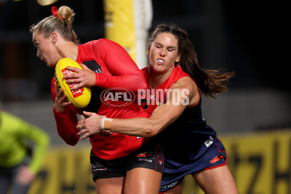 AFLW 2025 Round 08 - Melbourne v Essendon - A-63341770
