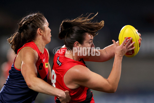 AFLW 2025 Round 08 - Melbourne v Essendon - A-63341818