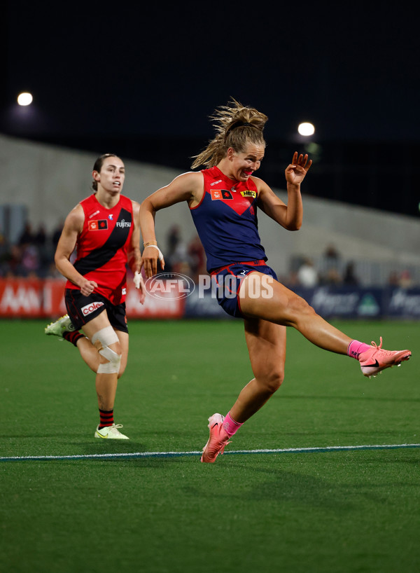 AFLW 2025 Round 08 - Melbourne v Essendon - A-63341844