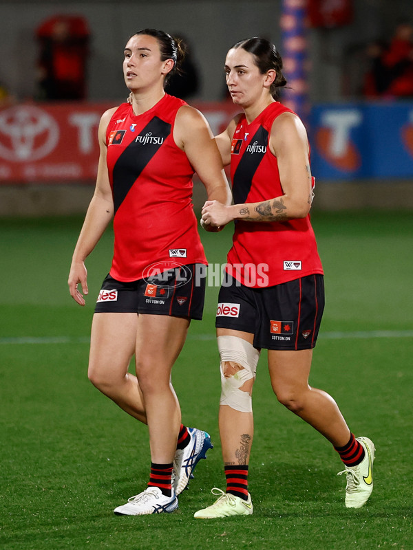 AFLW 2025 Round 08 - Melbourne v Essendon - A-63341928
