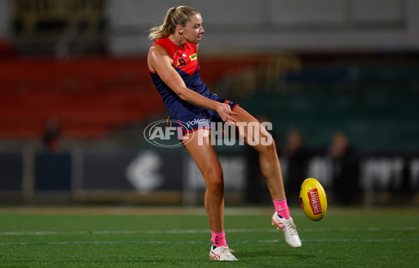 AFLW 2025 Round 08 - Melbourne v Essendon - A-63341939