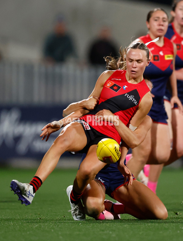 AFLW 2025 Round 08 - Melbourne v Essendon - A-63344578