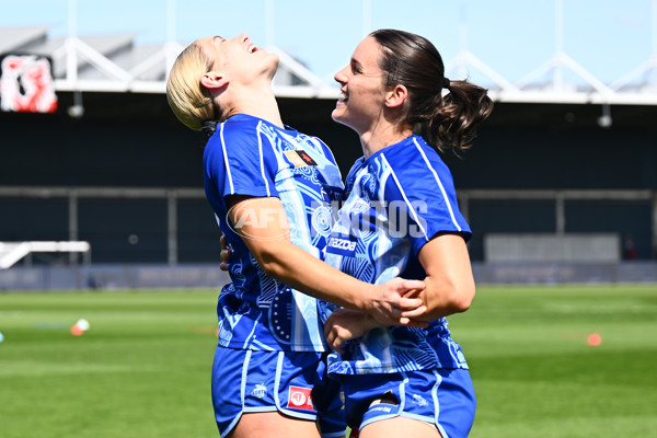 AFLW 2025 Round 08 - North Melbourne v Sydney - A-63347201