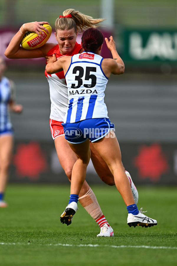 AFLW 2025 Round 08 - North Melbourne v Sydney - A-63347294