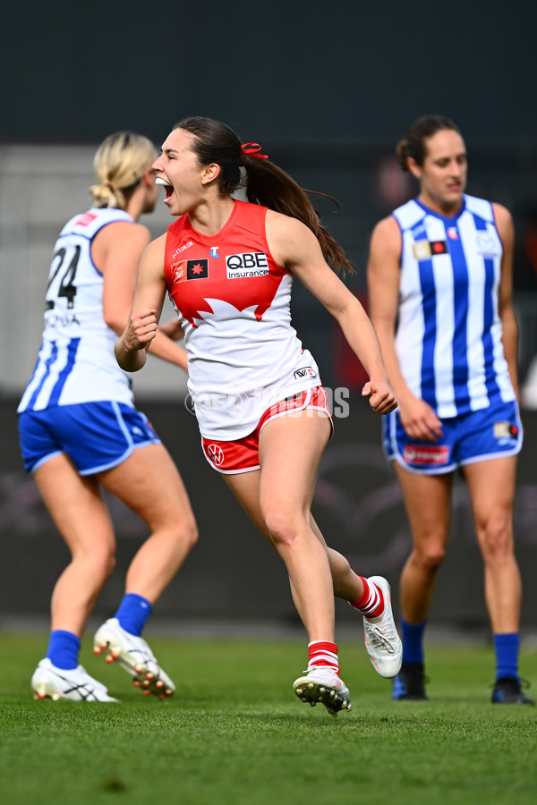 AFLW 2025 Round 08 - North Melbourne v Sydney - A-63347739