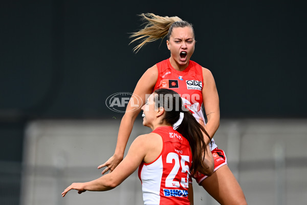 AFLW 2025 Round 08 - North Melbourne v Sydney - A-63347740