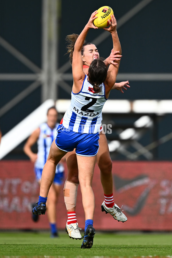 AFLW 2025 Round 08 - North Melbourne v Sydney - A-63347746
