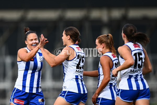 AFLW 2025 Round 08 - North Melbourne v Sydney - A-63347772