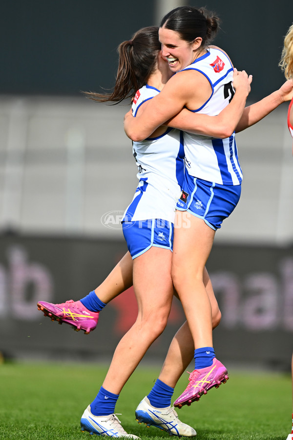 AFLW 2025 Round 08 - North Melbourne v Sydney - A-63349736