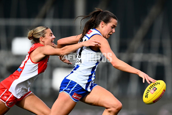AFLW 2025 Round 08 - North Melbourne v Sydney - A-63349761