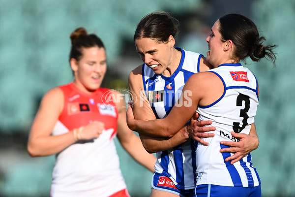 AFLW 2025 Round 08 - North Melbourne v Sydney - A-63349787