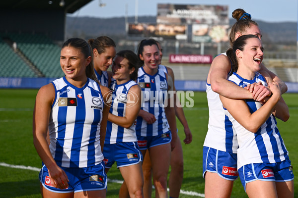 AFLW 2025 Round 08 - North Melbourne v Sydney - A-63350664