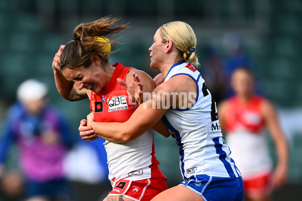 AFLW 2025 Round 08 - North Melbourne v Sydney - A-63350695