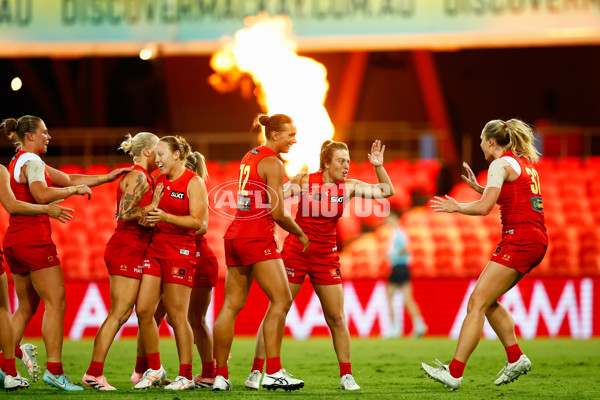 AFLW 2025 Round 08 - Gold Coast v Brisbane - A-63352725