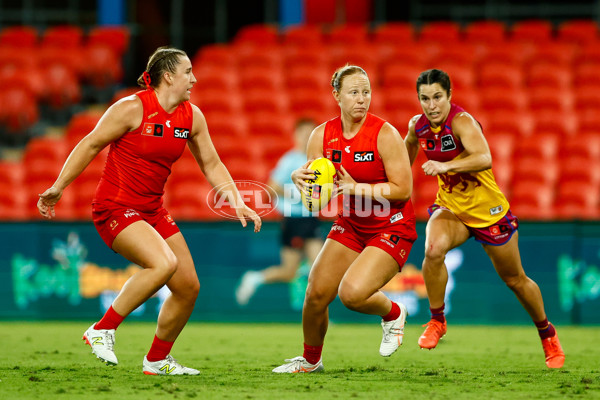 AFLW 2025 Round 08 - Gold Coast v Brisbane - A-63353659