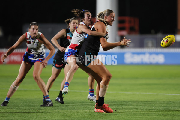 AFLW 2025 Round 08 - Port Adelaide v Western Bulldogs - A-63355981