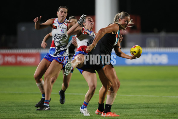 AFLW 2025 Round 08 - Port Adelaide v Western Bulldogs - A-63357715