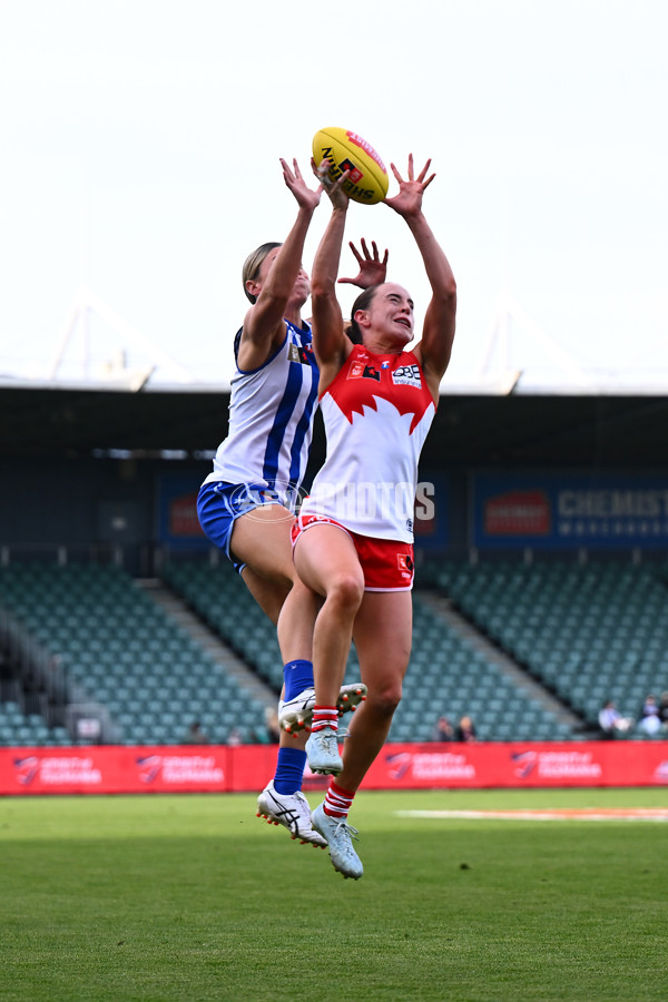 AFLW 2025 Round 08 - North Melbourne v Sydney - A-63357742