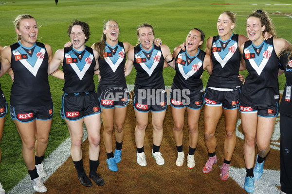 AFLW 2025 Round 08 - Port Adelaide v Western Bulldogs - A-63357770