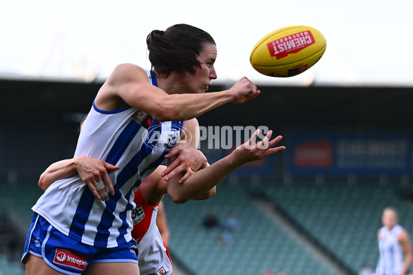 AFLW 2025 Round 08 - North Melbourne v Sydney - A-63357776