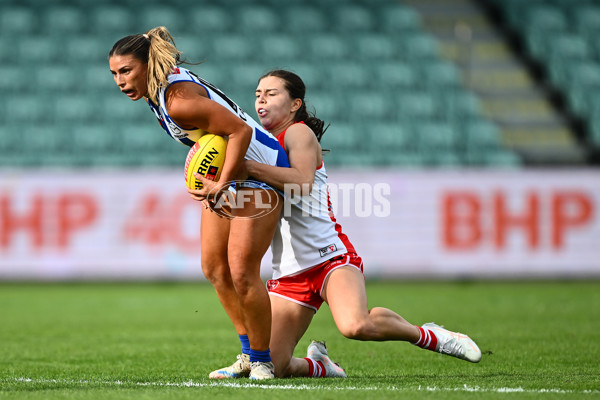 AFLW 2025 Round 08 - North Melbourne v Sydney - A-63357794