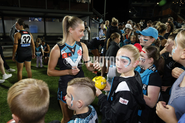 AFLW 2025 Round 08 - Port Adelaide v Western Bulldogs - A-63357803